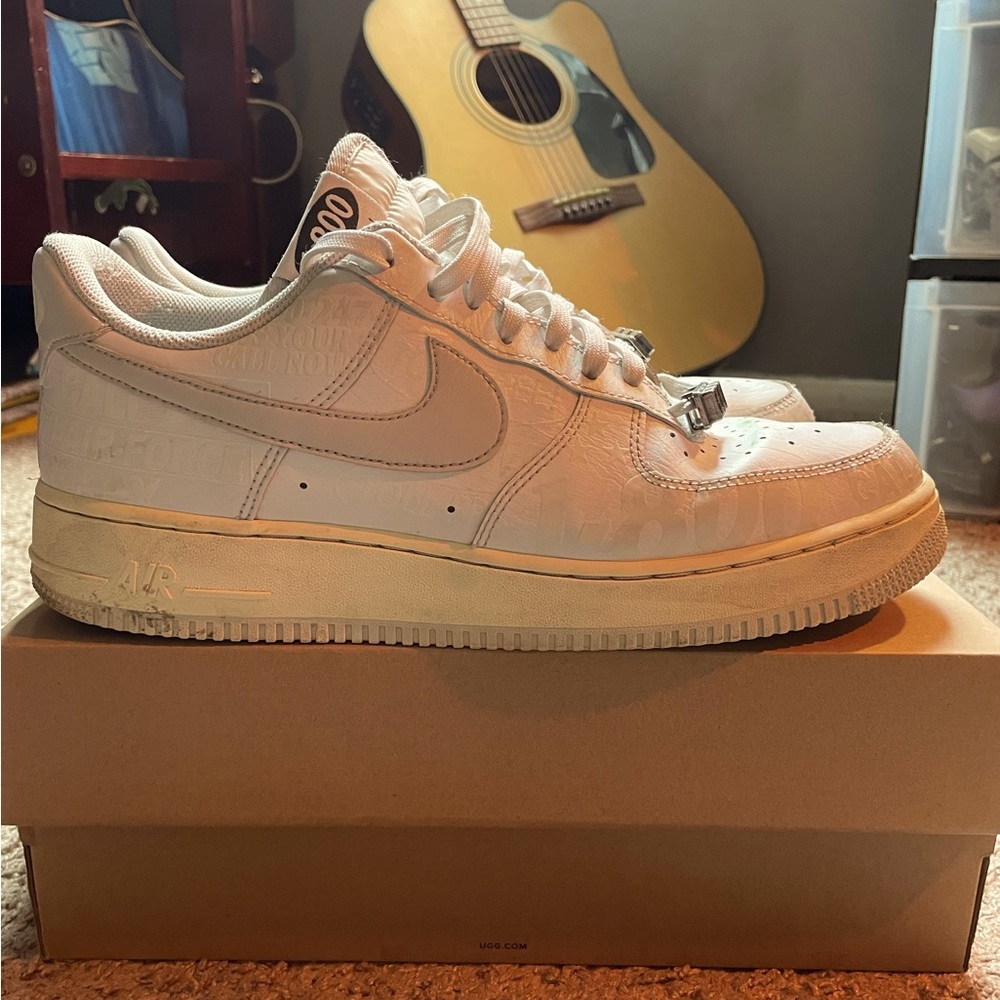 Nike Air Force 1 Low “1-800” Sneaker